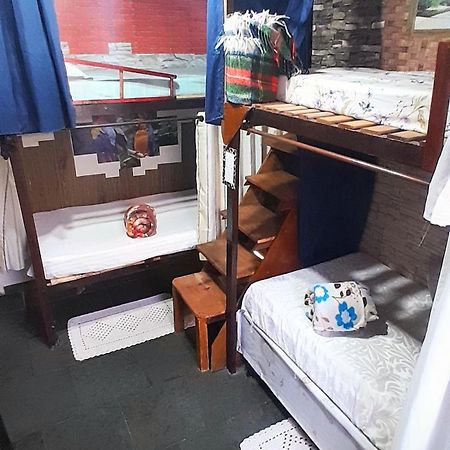 Hostel Em Itaipuacu Proximo A Praia E Terminal Da Rua 01 Maricá 外观 照片